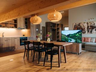 KURVE Apartments & Lounge - 7