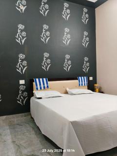 SRV Home Stay - Ayodhya - 7