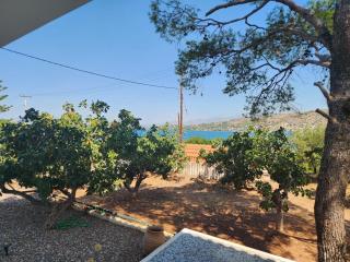 Xeno Bayview Apartment Salamina - Salamina - 5