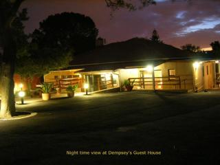 Dempsey's Self-Catering Guest House - Port Elizabeth - 2