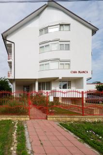 Casa Blanca din COSTINESTI - 9