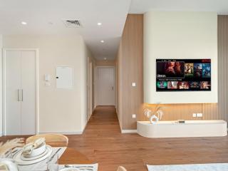 Dubai Hills 2BR Full Park View and Designer Style - 4