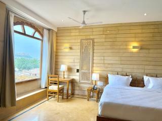 Hotel Golden Haveli - Jaisalmer - 9