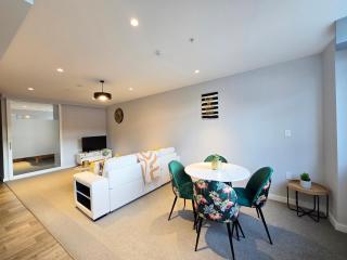 Central Lower Hutt 2BR Stay - 9