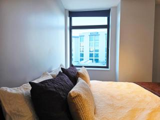 Central Lower Hutt 2BR Stay - 4