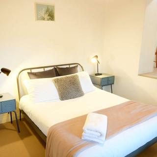Bostane Cottage on West Hobart Hill - Hobart - 4