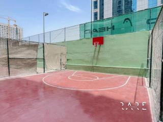 Rare Holiday Homes - Lake View - Near Me'aisem City Centre - The Crescent Tower A - Dubai Production City - R910 - Dubai - 2