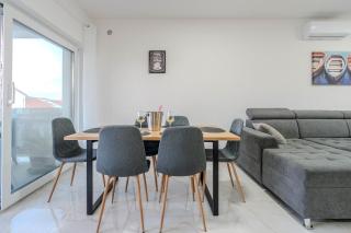 Apartment Midi - Vir - 1
