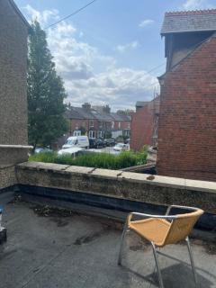 Ensuite in Gorgeous Oxford Flat - 3