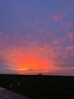 Meerblick - Ferienwohnung mit Blick über den Deich - 1