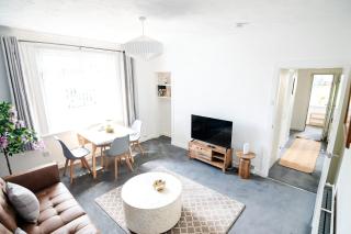 Stylish Apartment with Free Parking Near City and Bus Links - Dundee - 7