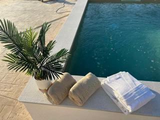 Elaionas Luxury Apartments - Mastihari - 0
