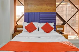 Hotel O Gaurav Path Crossway Surat Formerly Stadium Plaza - Surat - 2
