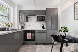 Premium Luxe 2 Bedroom Apartment Kings Cross - 8