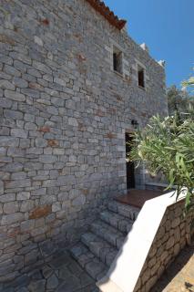 CASA DI MANI KOTRONI Vacation 2 bedroom Maisonette with shared pool - Kotrónion - 9
