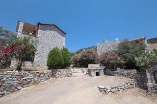 CASA DI MANI KOTRONI Vacation 2 bedroom Maisonette with shared pool - Kotrónion - 3