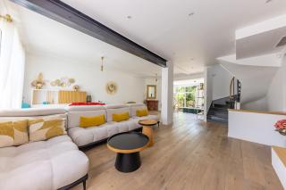 Maison de luxe pour 8 personnes, conçue par un architecte avec terrasse et cinéma - 9