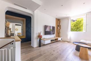 Maison de luxe pour 8 personnes, conçue par un architecte avec terrasse et cinéma - 8