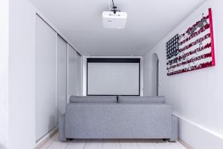 Maison de luxe pour 8 personnes, conçue par un architecte avec terrasse et cinéma - 1