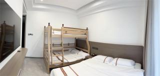 SEASIDE Hotel - Rizhao - 1