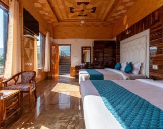 A Panorama Hotel I Couple Friendly I Vacations I Conference I MICE I Family Events I Open Air Terrace I Sky Bonfire I Kufri by Exotic Stays - 0