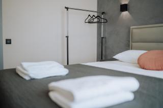 Center of Rîșcani Stylish 1BR, Great Spot - Chişinău - 9