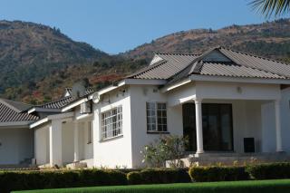 The White House Lodge - Ezulwini - 0