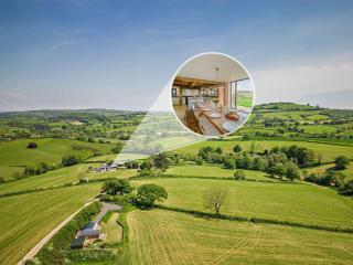 5 Bed in Tiverton 48151 - 9
