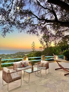 Olive Tree Oasis - Coastal Charm & Sea Views - 0