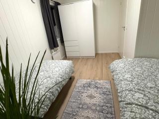 Modern 2-Bedroom Apartment - Sleeps 6 - Near Nature & Northern lights - 9