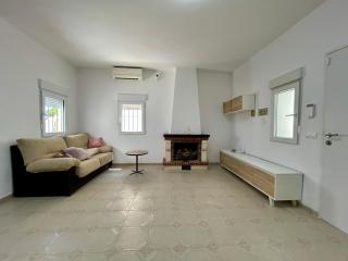 Villa with Pool, Chill-Out & BBQ - 1