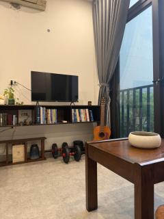 April Box - Hanoi - 1