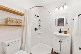 Charming midtown home - 3