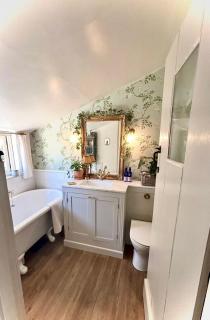 Batts Cottage - Country Retreat - 3
