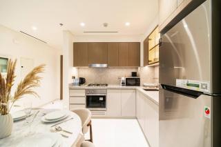 SettlerHomes - Iconic Palm View with Private Beach - 6