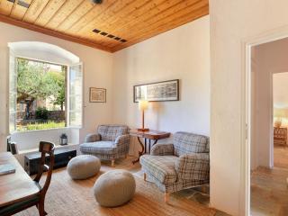 The Patrick and Joan Leigh Fermor House - 9