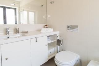 GuestReady - Central stylish home with parking - Lisbon - 2
