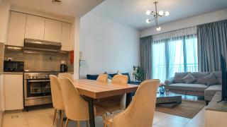 Silk Valley - Modern 2BR Near Park & Attractions - 6