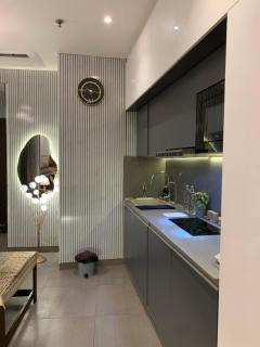 The Lux Supernova - New Delhi - 0