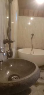 Khailash Lumbung Villas - 4