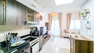 Peach Bliss Studio - Balcony, Pool & Gym Access Near Al Reef Beach - 0