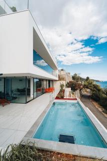 Villa Deluxe - 1