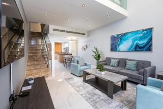 Family Friendly, 2BR Townhouse in Rukan Community, Dubai Land - Allsopp & Allsopp - Dubái - 7