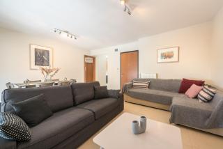 Cozy 2 bedroom flat near Gazi - 5