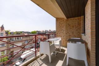 Huswell - Bright beach retreat with balcony - 6