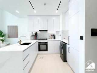 Stylish 1BR Retreat in Binghatti Amber l Balcony - 6