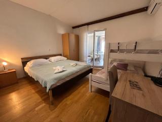 Apartments Kurilj - Makarska - 6
