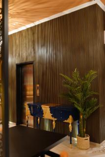 The LC Hotel - 4