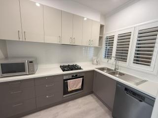 Happy BNB at Beach side semaphore park - Port Adelaide - 9