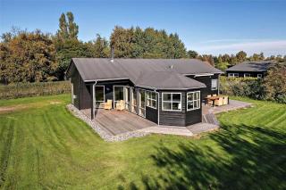 1306-Stege-Kaerhogevej-64 - Stege - 0